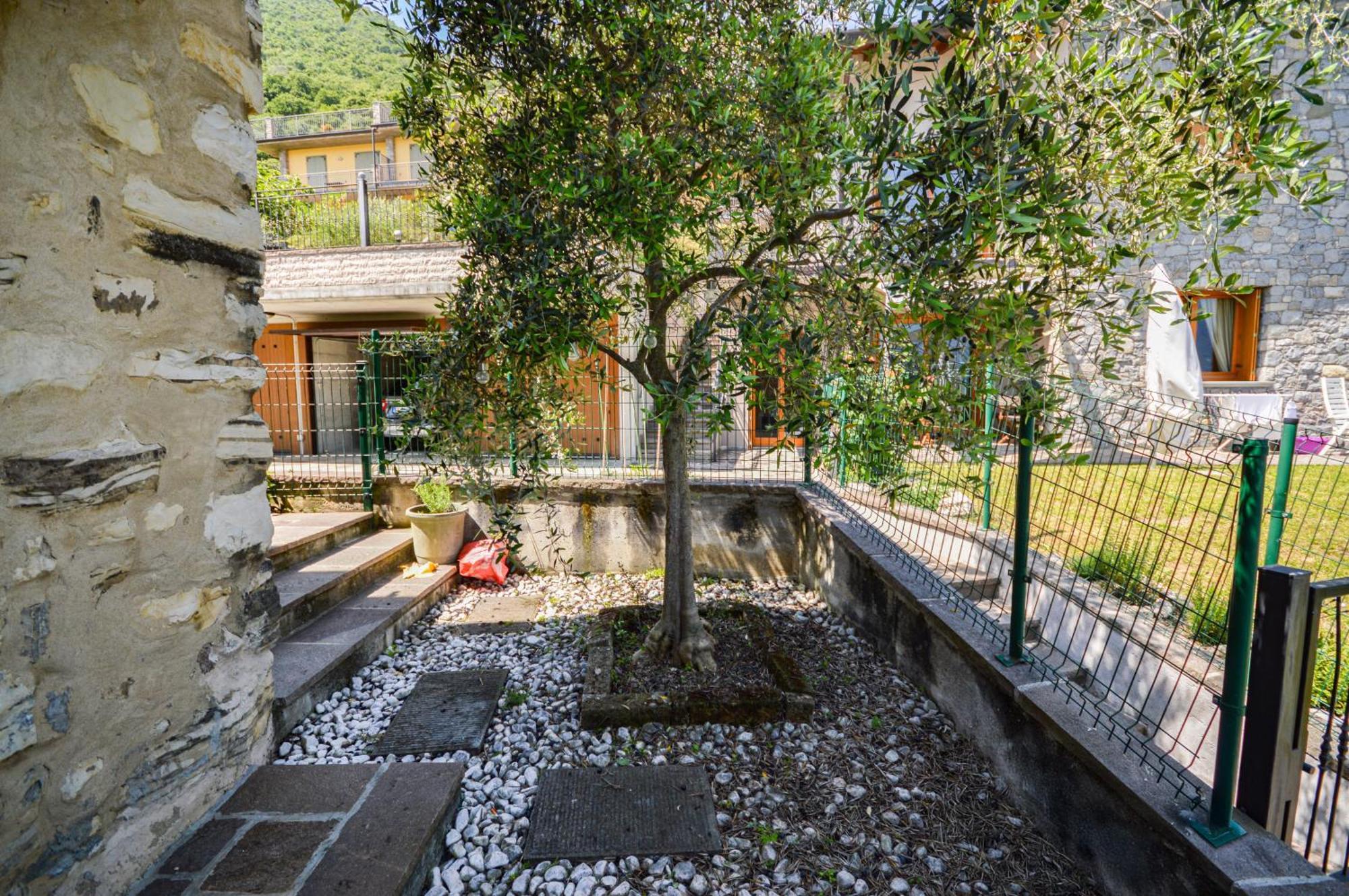 Lago Di Iseo - Lake View House Tavernola Bergamasca Ngoại thất bức ảnh